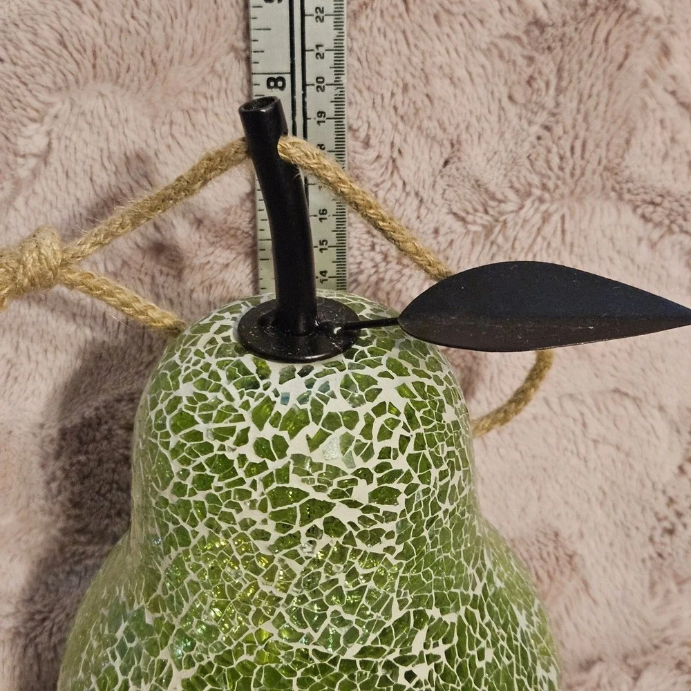 Green Mosaic Glass Pear Bird Feeder Hanging Garden Decor Outdoor Yard Farmhouse
